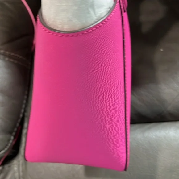 Michael Kors cerise leather Medium tote - Picture 8 of 11